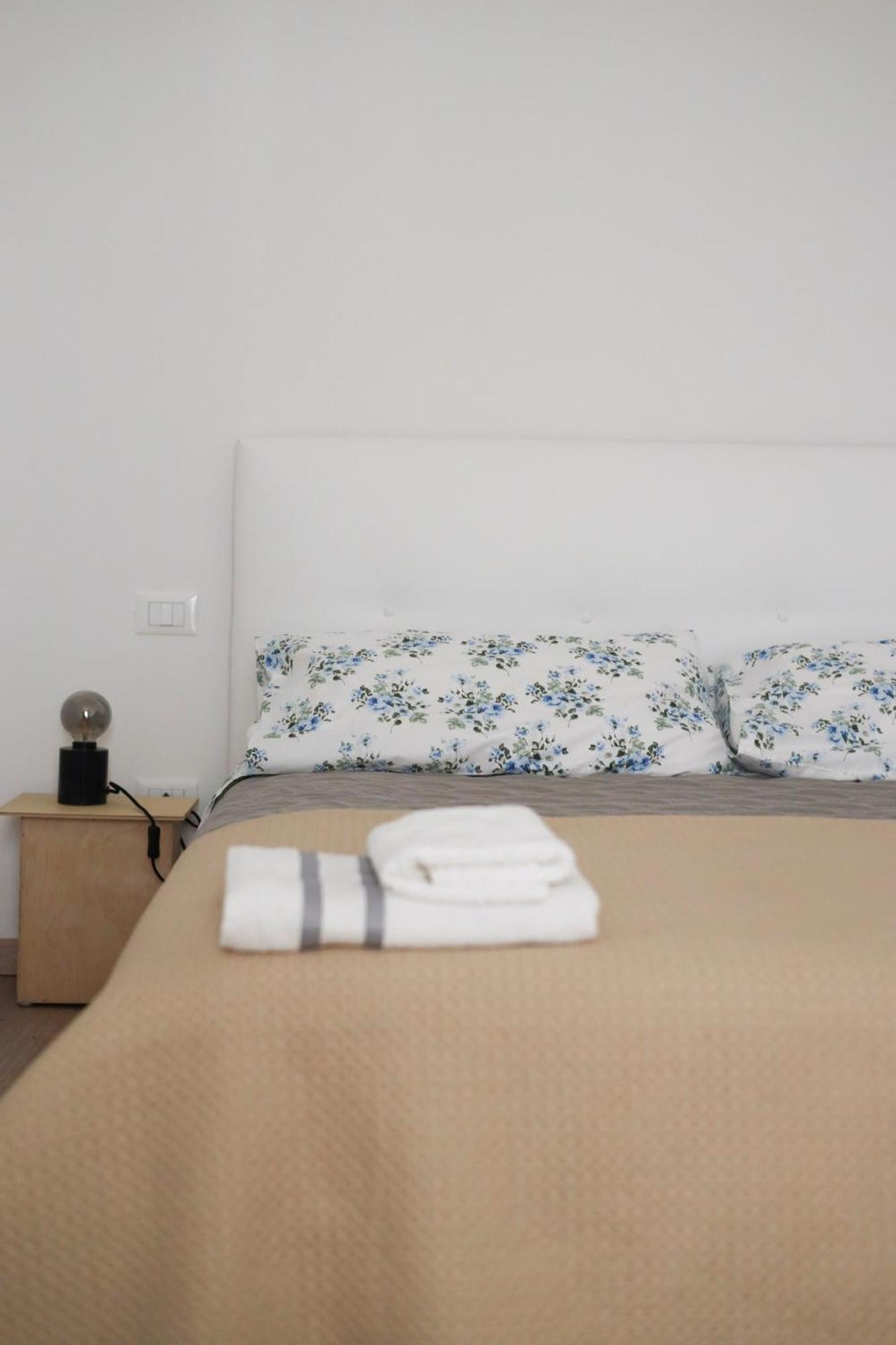 Urban Corner House Apartment Bologna Ngoại thất bức ảnh